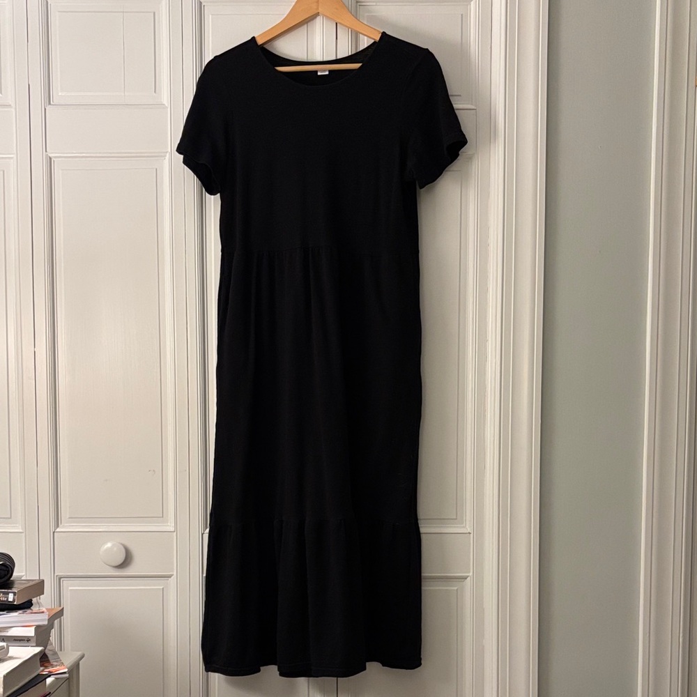 Black tiered tshirt Dress